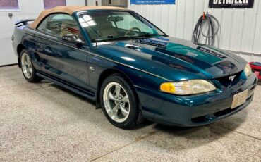 Ford-mustang-gt-converible-1995-green