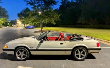 Ford-mustang-gt-convertible-1989-white-11