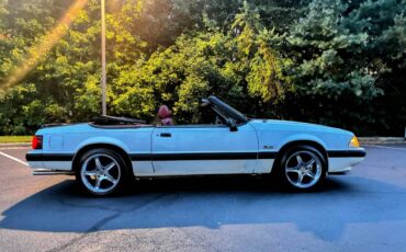 Ford-mustang-gt-convertible-1989-white-12