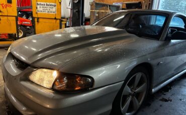 Ford-mustang-gt-convertible-1989-white-19
