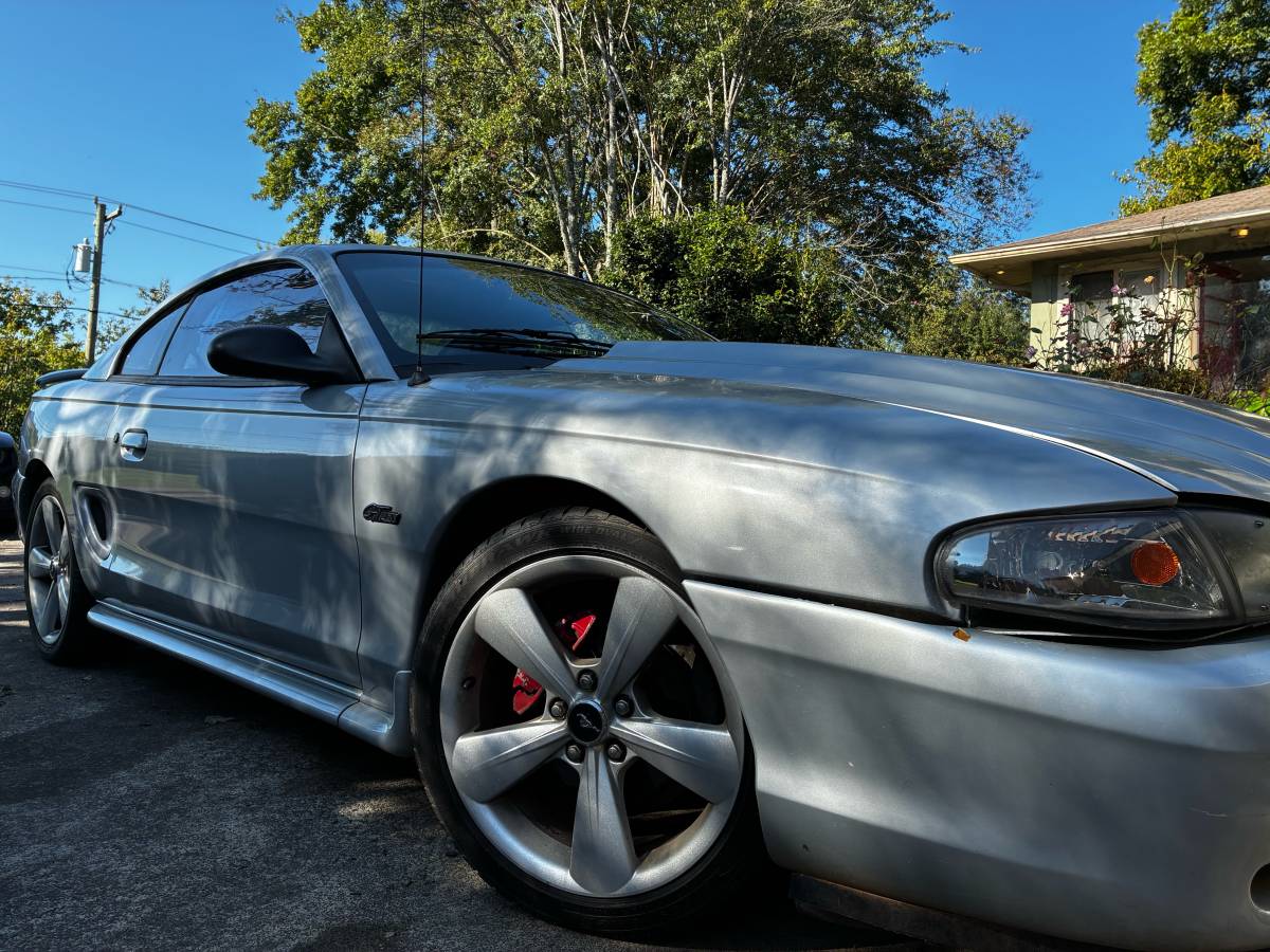 Ford-mustang-gt-convertible-1989-white-21