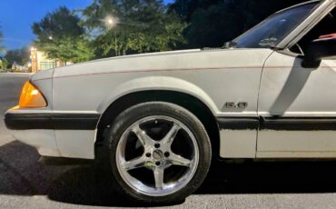 Ford-mustang-gt-convertible-1989-white-8