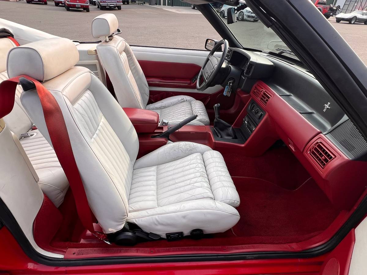 Ford-mustang-gt-convertible-1990-red-2
