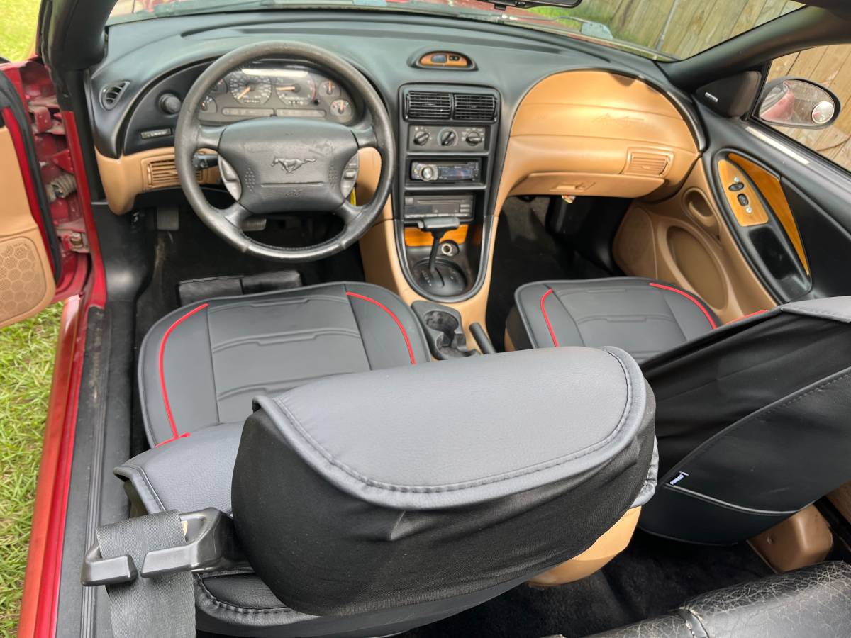 Ford-mustang-gt-convertible-1996-red-12