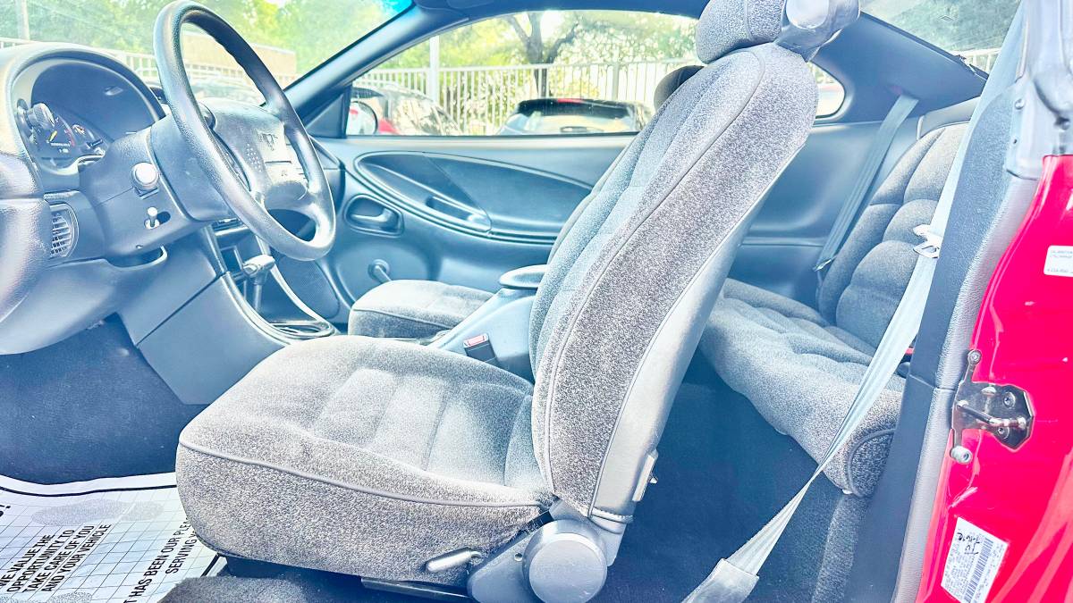 Ford-mustang-gt-coupe-1995-red-13