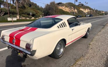 Ford-mustang-gt-fastback-1965-white-7