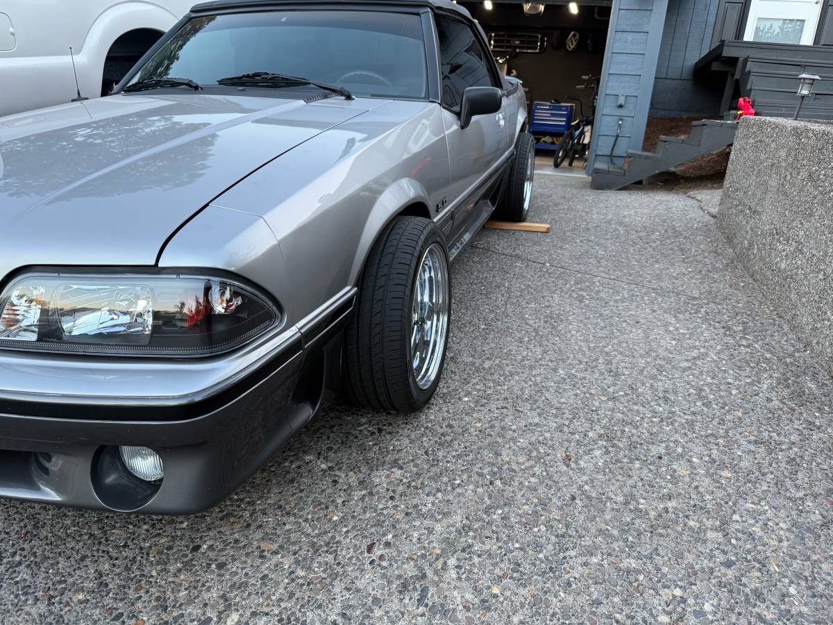 Ford-mustang-gt-premium-1989-custom-8