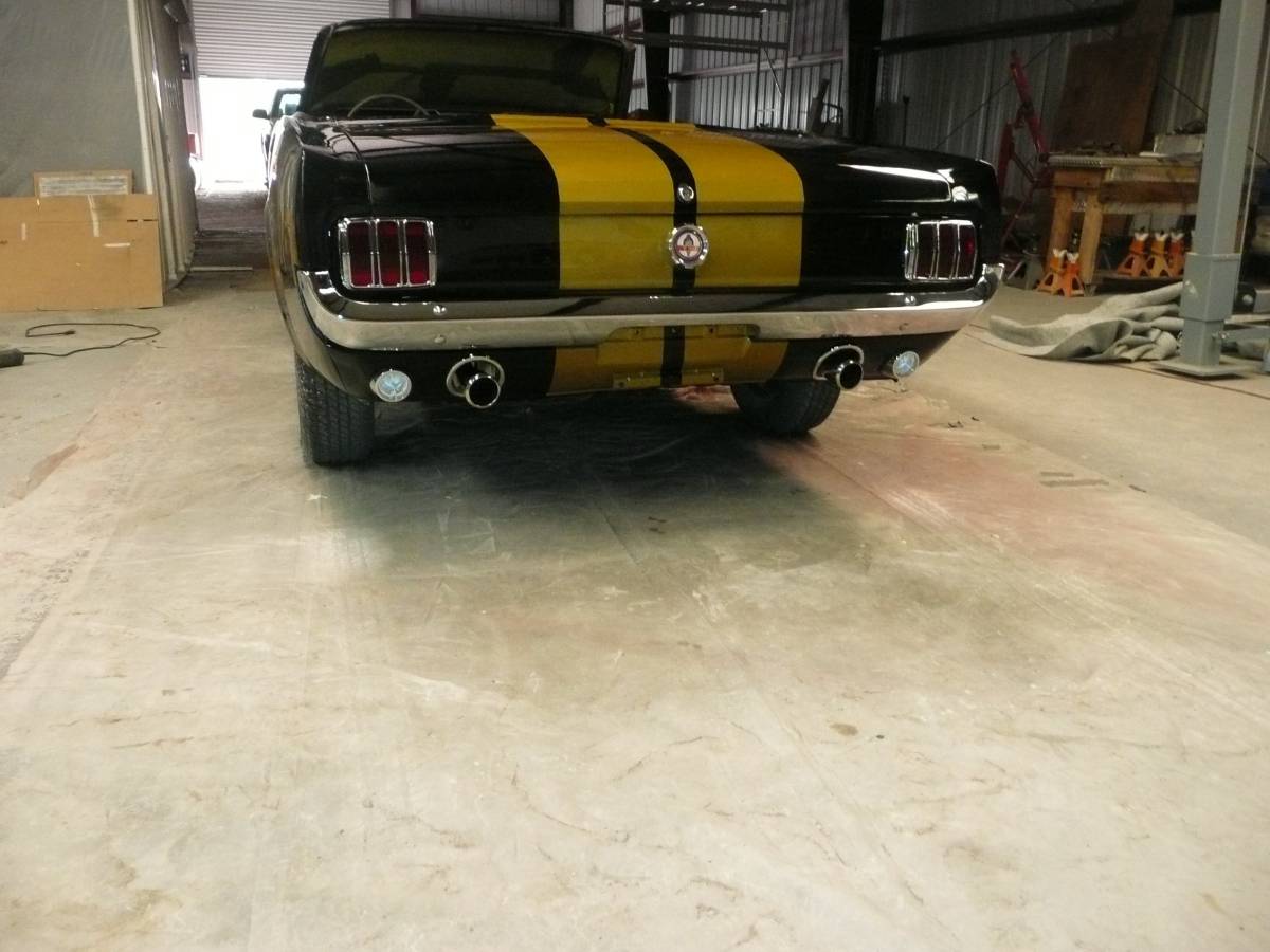 Ford-mustang-gt350h-1966-black