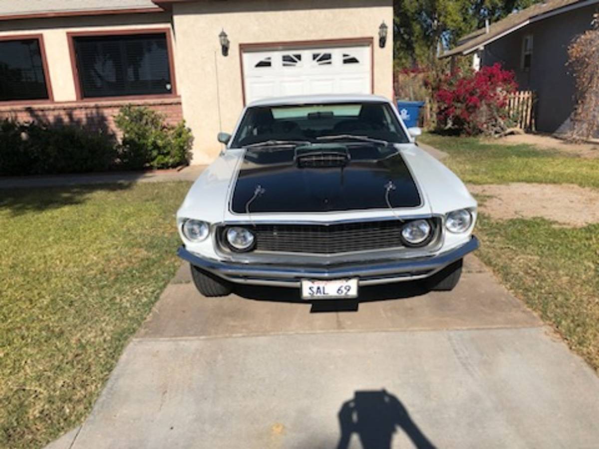 Ford-mustang-mach-1-1969-custom-13