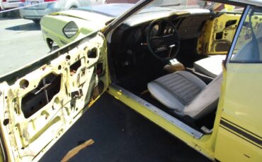 Ford-mustang-mach-1-1973-yellow-15