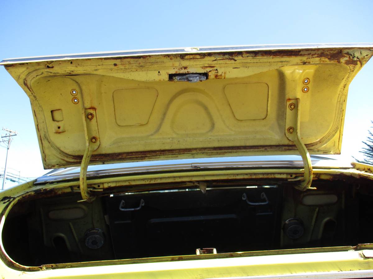 Ford-mustang-mach-1-1973-yellow-20