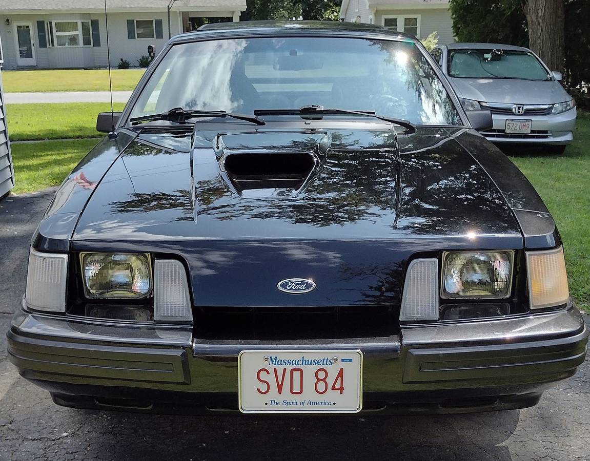 Ford-mustang-svo-1984-black-5