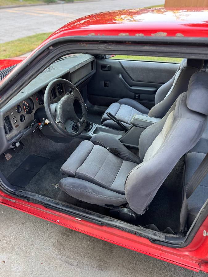 Ford-mustang-svo-1986-red-10
