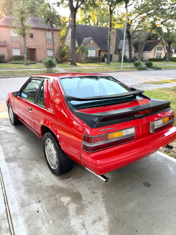 Ford-mustang-svo-1986-red-7