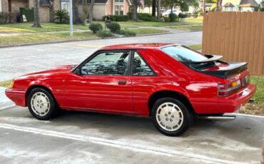 Ford-mustang-svo-1986-red-8