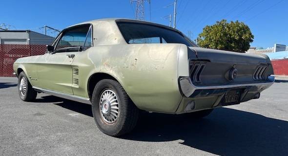 Ford-mustang-t-code-1967-green-2