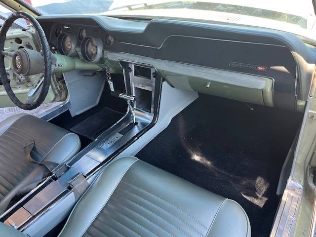 Ford-mustang-t-code-1967-green-7