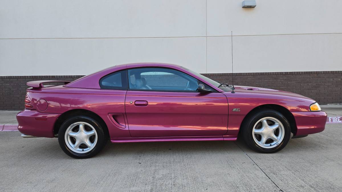 Ford-mustant-gt-1994-red-16