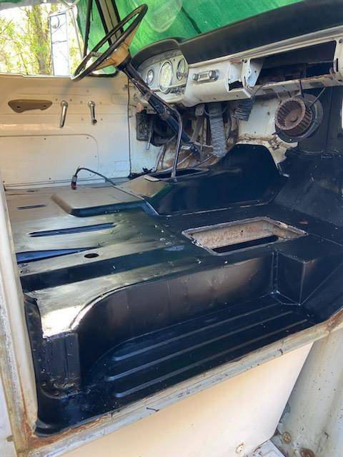 Ford-n600-1967-white-5