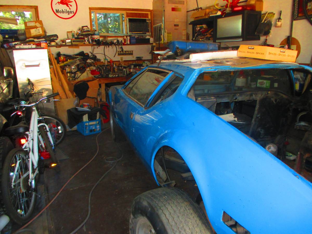 Ford-pantera-1973-blue