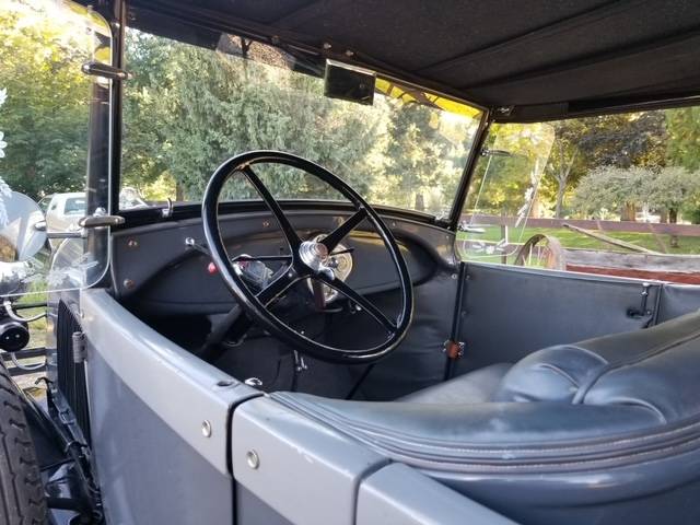 Ford-phaeton-1928-grey-26
