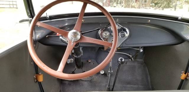 Ford-phaeton-1928-grey-36