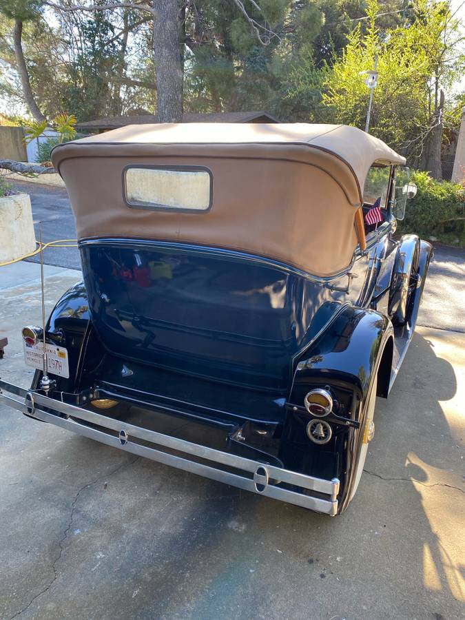Ford-phaeton-deluxe-1931-blue-3