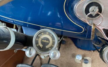 Ford-phaeton-deluxe-1931-blue-5