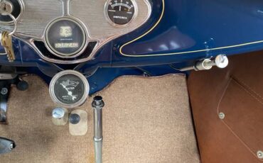 Ford-phaeton-deluxe-1931-blue-6