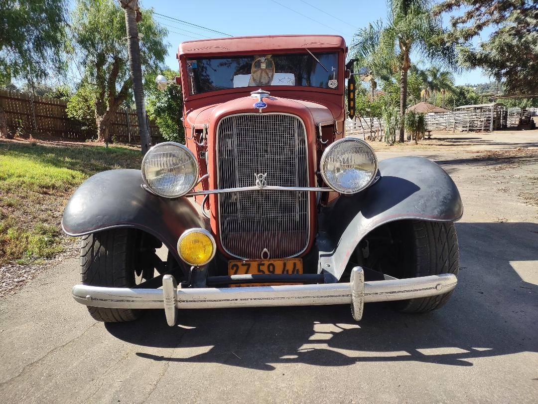 Ford-pickup-1932-red-2