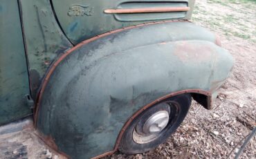 Ford-pickup-1946-3