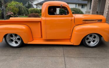 Ford-pickup-1948-orange-1