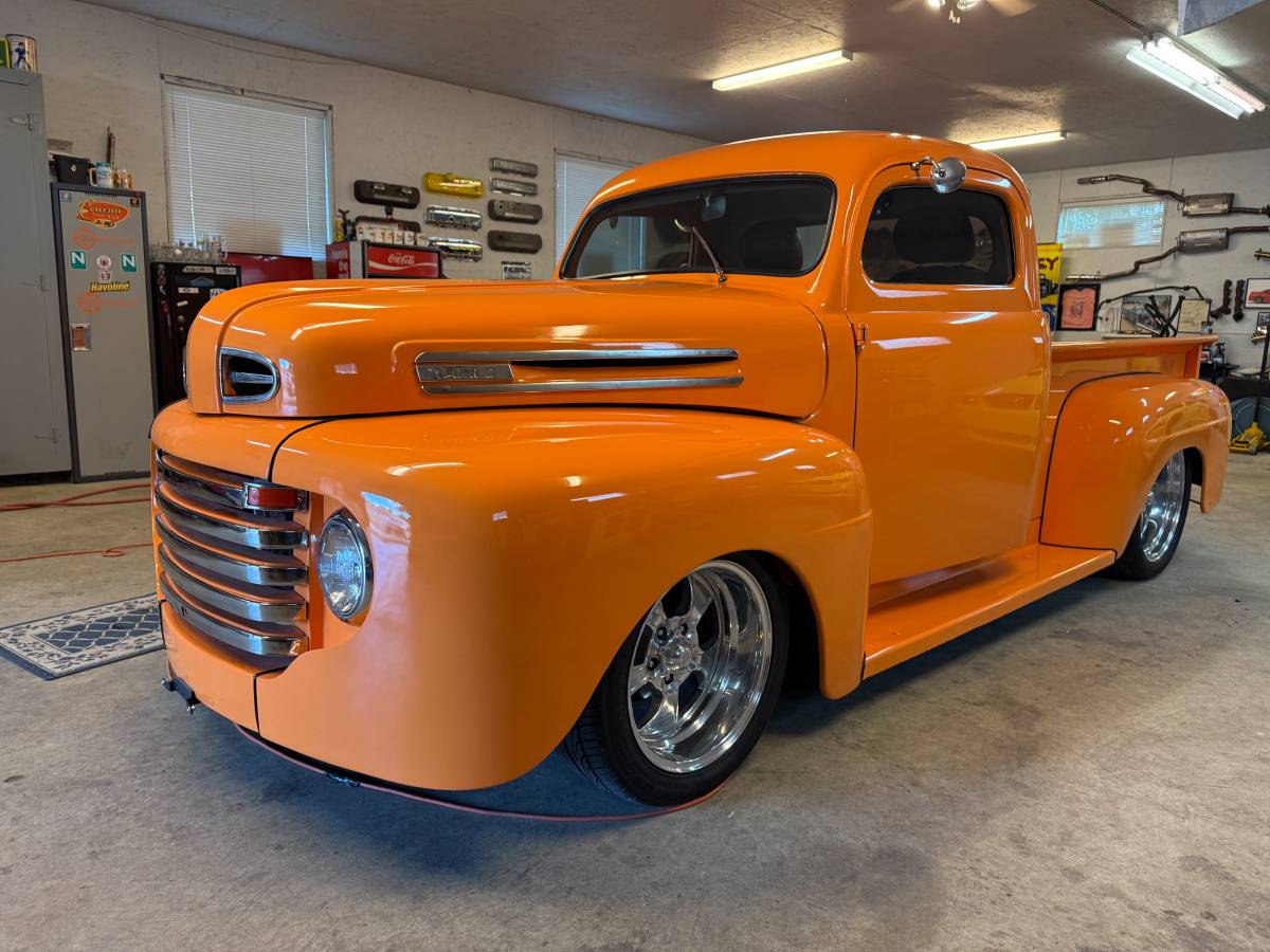 Ford-pickup-1948-orange-5