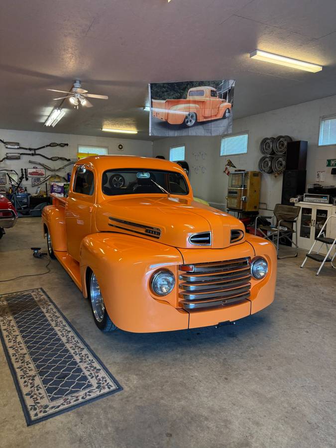 Ford-pickup-1948-orange-6