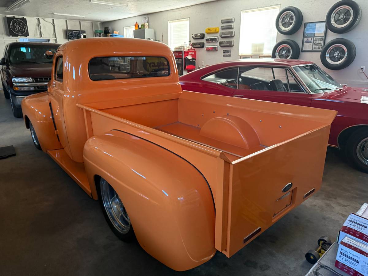 Ford-pickup-1948-orange-8