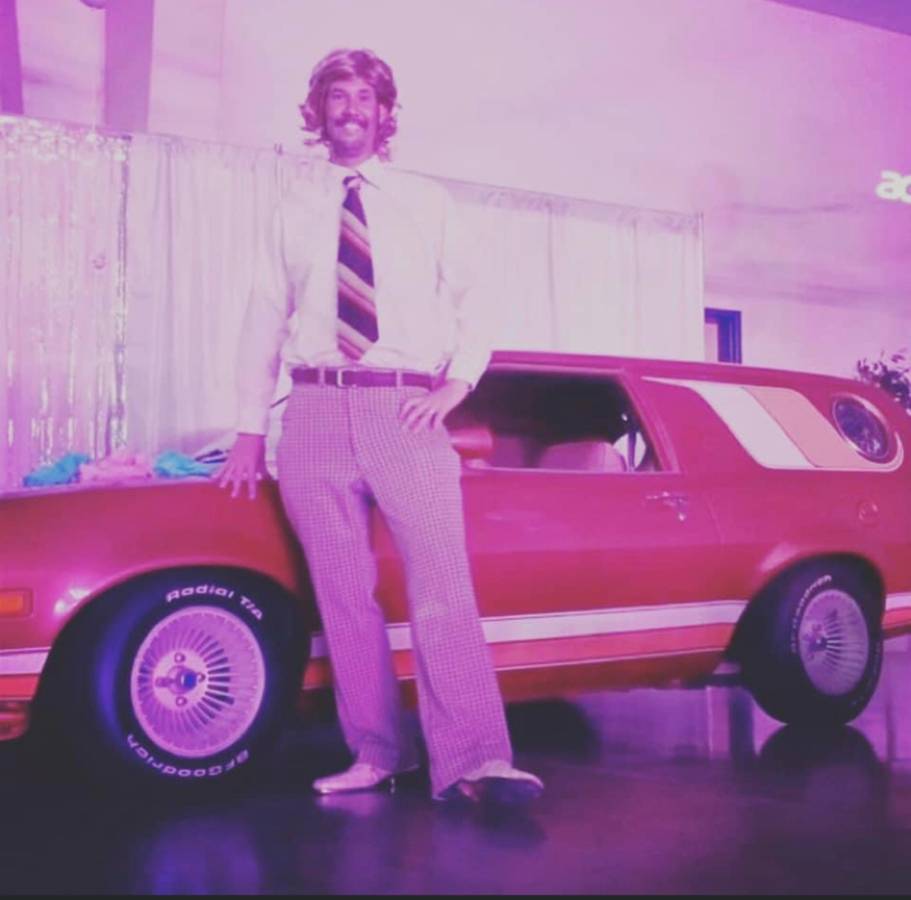 Ford-pinto-1977-orange-11
