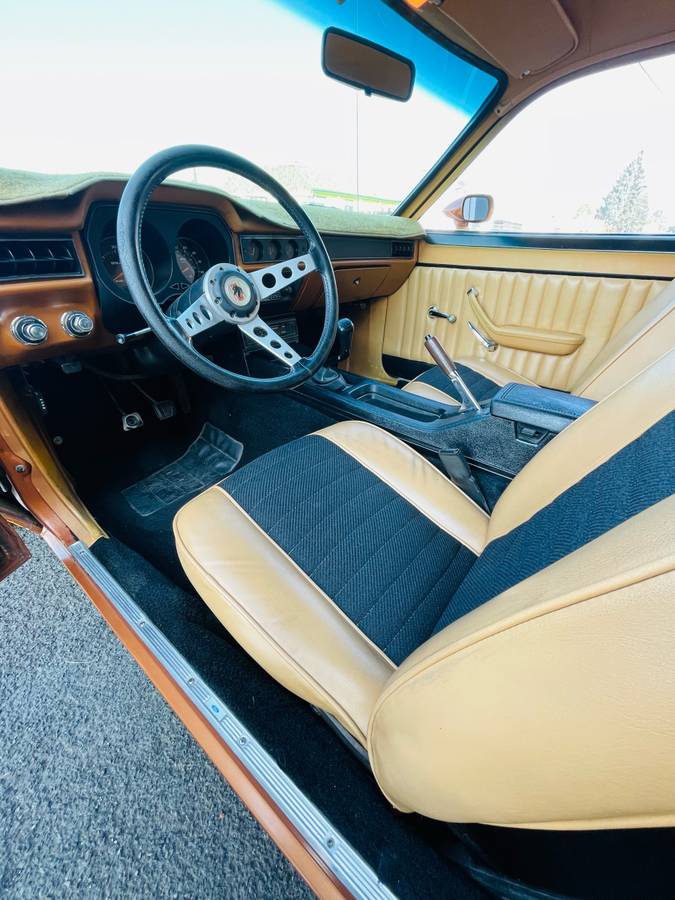 Ford-pinto-1977-orange-16