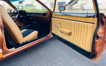 Ford-pinto-1977-orange-19