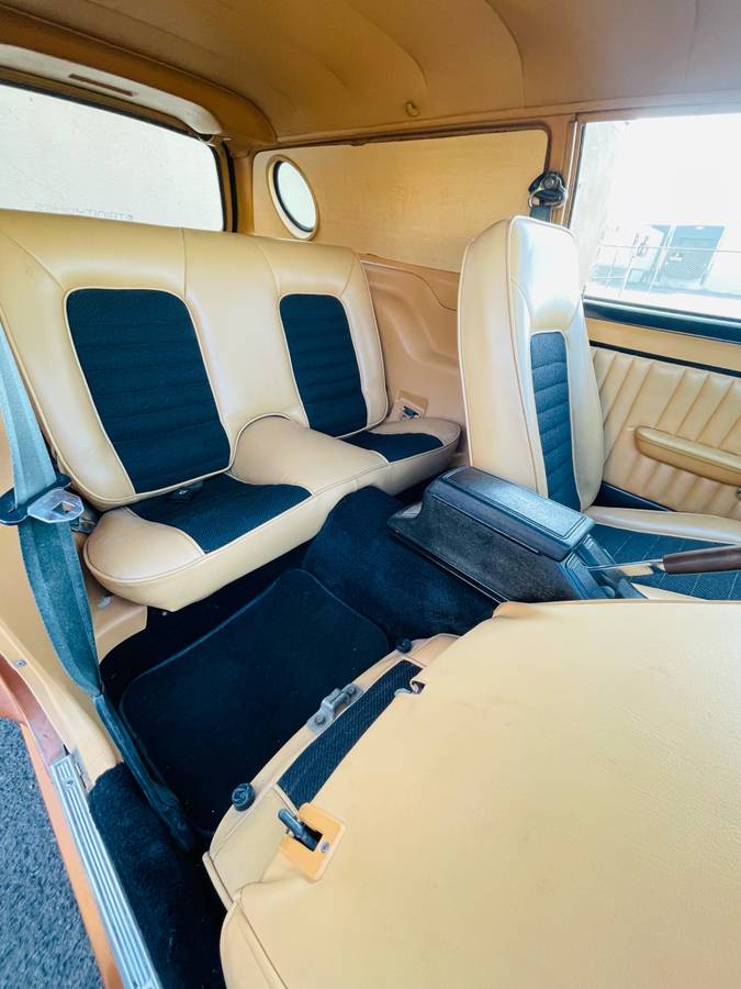 Ford-pinto-1977-orange-22