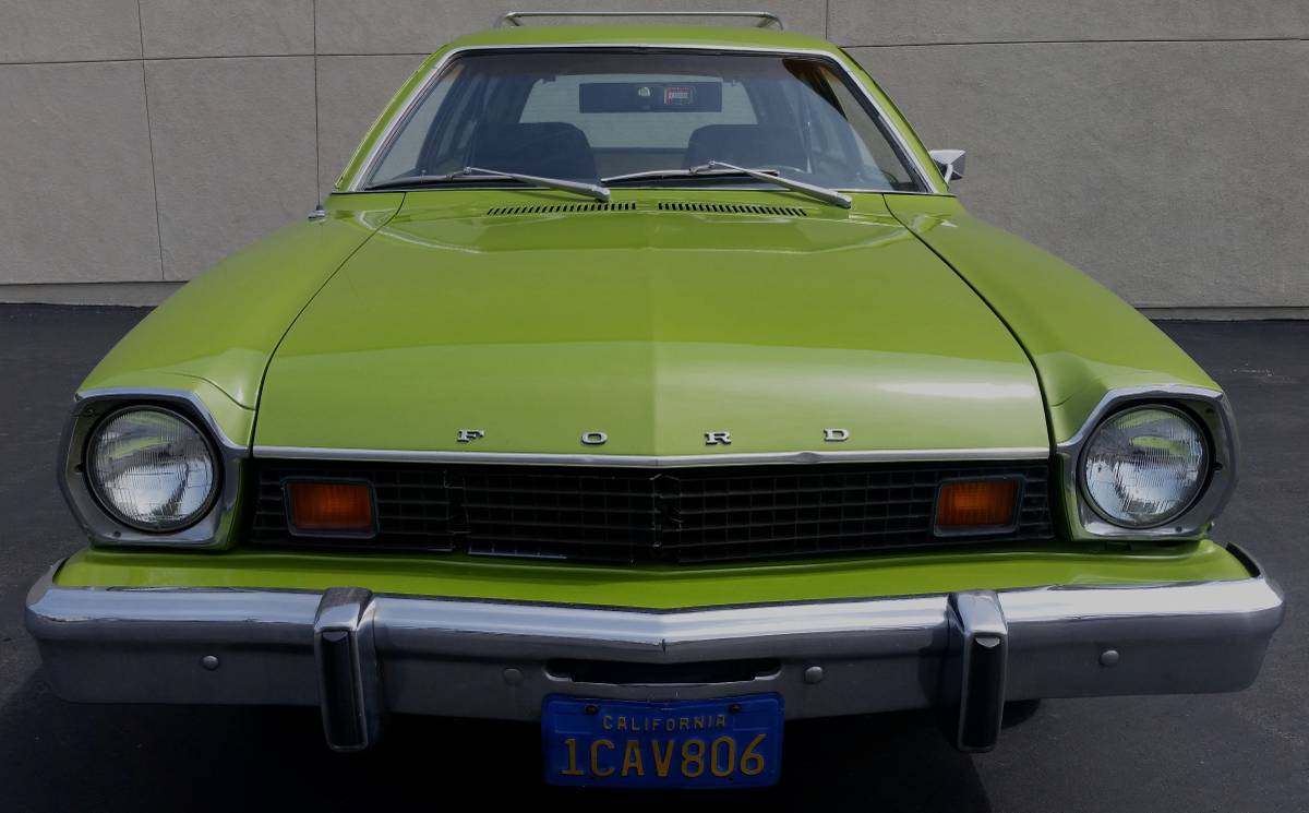 Ford-pinto-wagon-1976-green-1