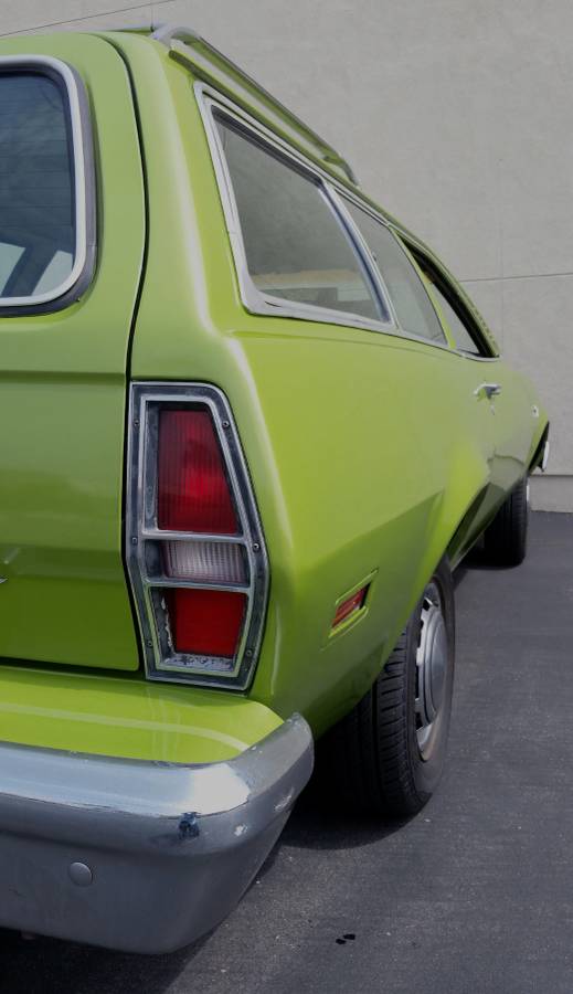 Ford-pinto-wagon-1976-green-6