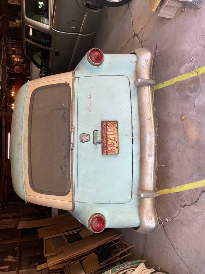 Ford-ranch-wagon-1953-green-10