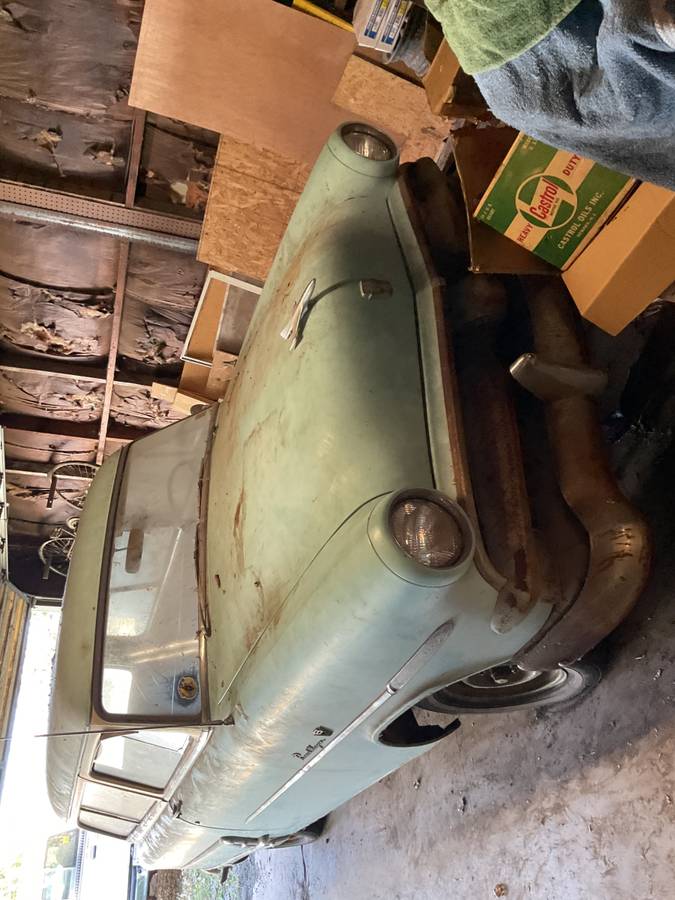 Ford-ranch-wagon-1953-green-12