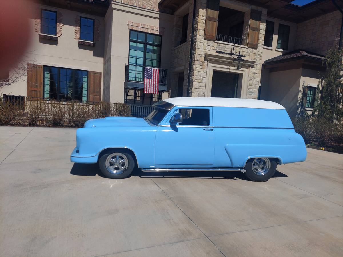 Ford-ranchero-1953-blue
