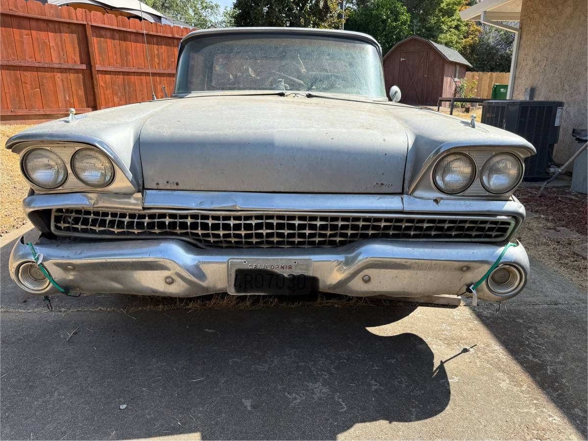 Ford-ranchero-1959-silver-2