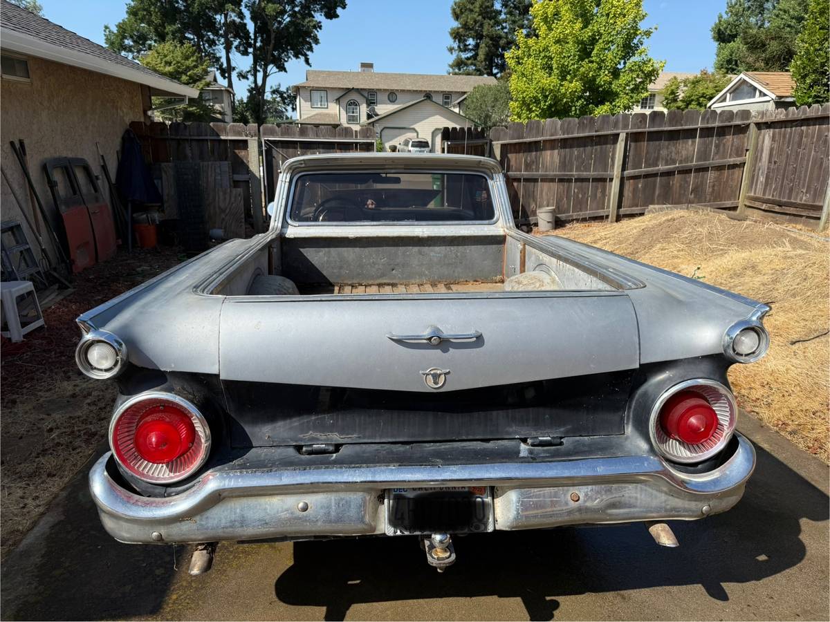 Ford-ranchero-1959-silver-7