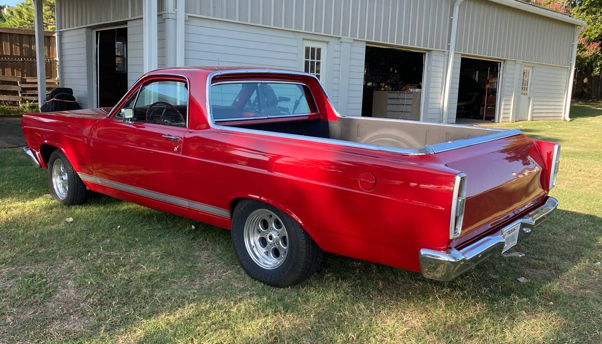 Ford-ranchero-1967-red-1
