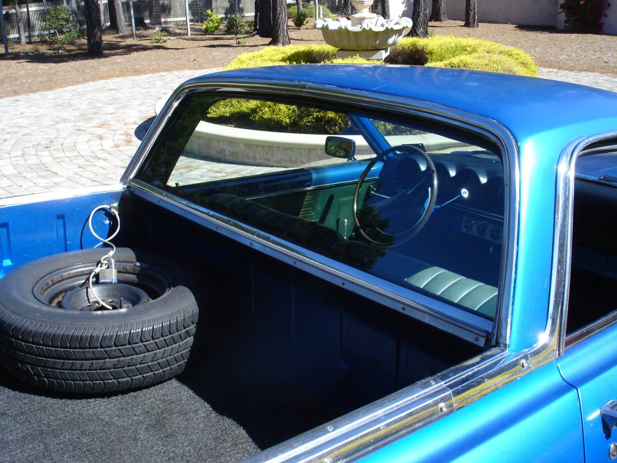 Ford-ranchero-1969-blue-14