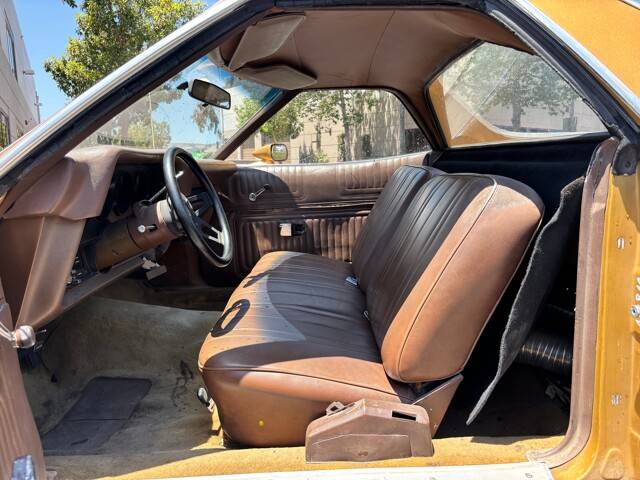 Ford-ranchero-1974-custom-12