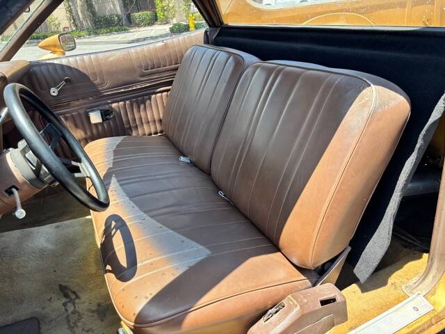 Ford-ranchero-1974-custom-13